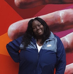 Meet your Posher, Valerie